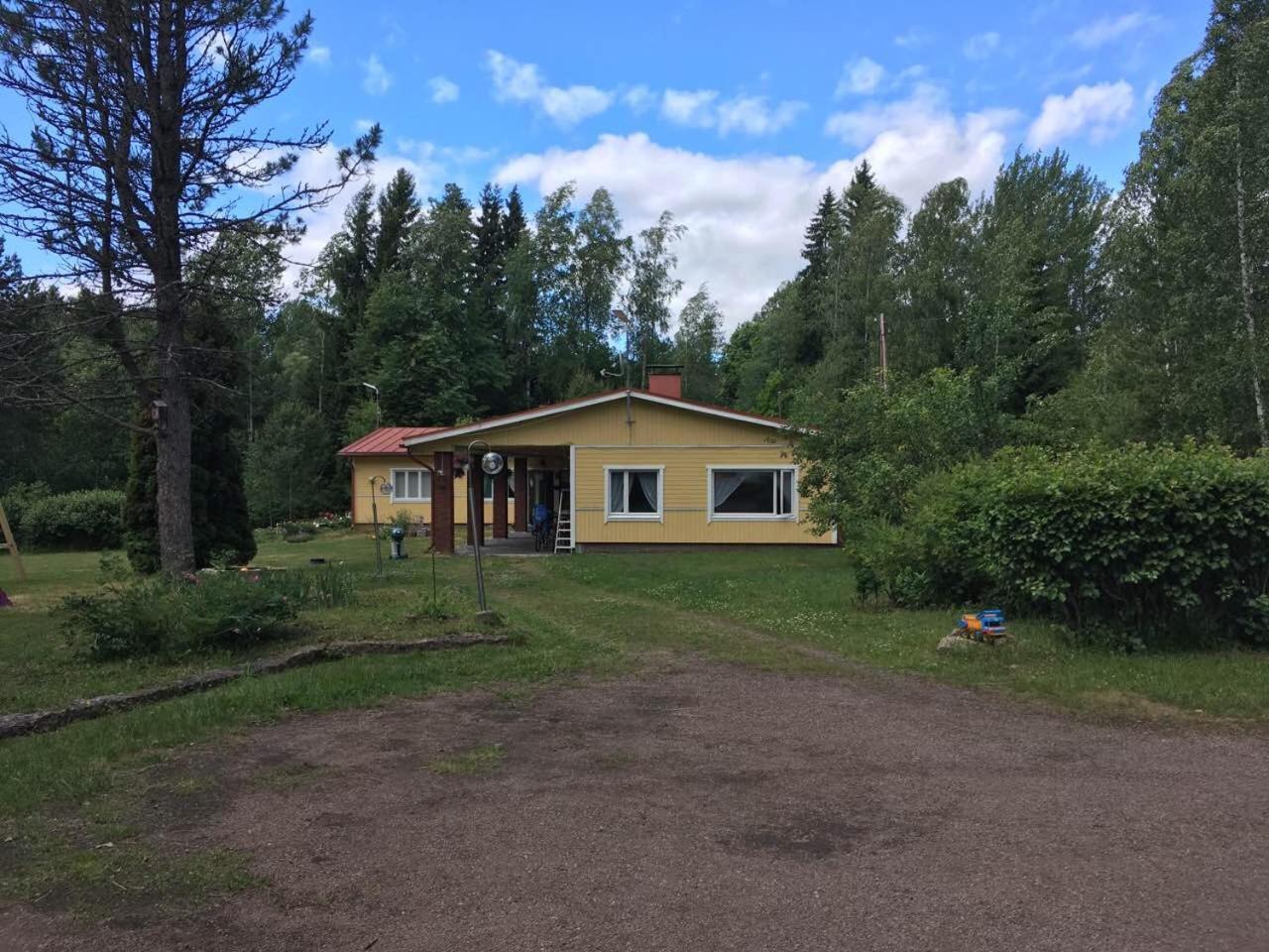 Pyhtaeae Garden Villa Pyhtaa Exterior photo