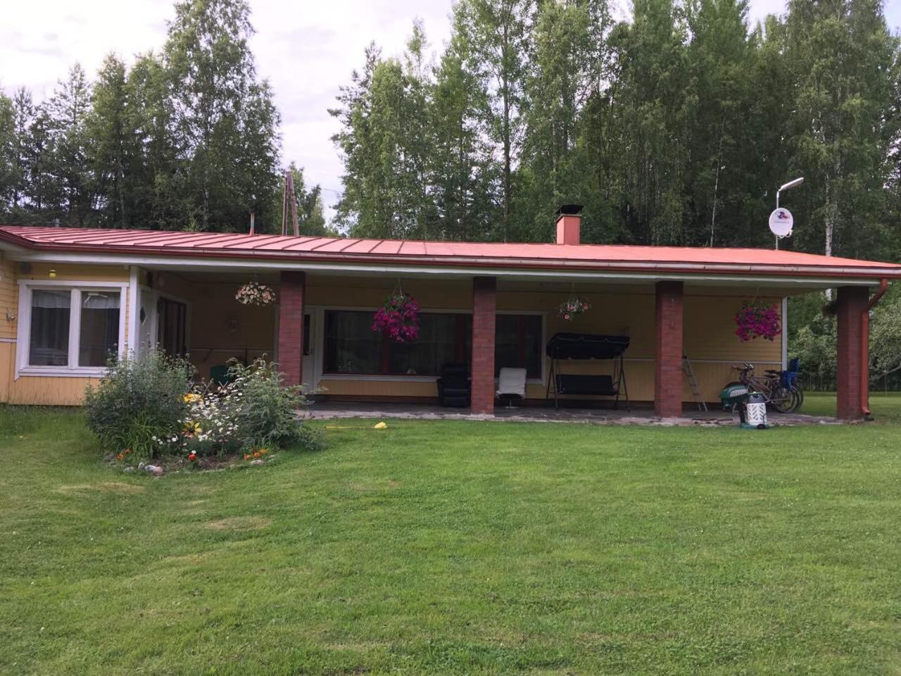 Pyhtaeae Garden Villa Pyhtaa Exterior photo